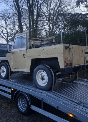 Auto laten slepen door heel Nederland